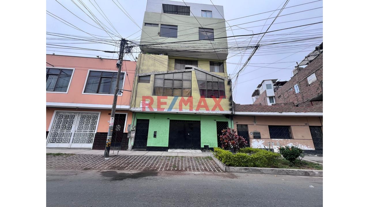 casa - venta - Area: 155.00m2 - Casa Interna De 2 Pisos + Azotea En San Martín De Porres